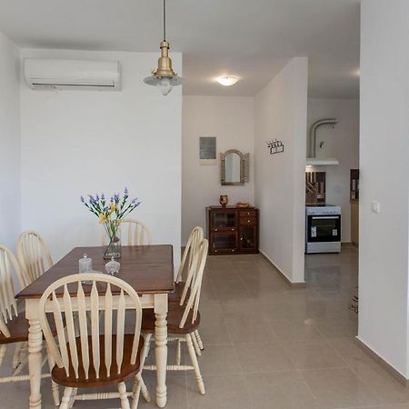 Hillside Seaview Apartment 斯塔罗斯 外观 照片