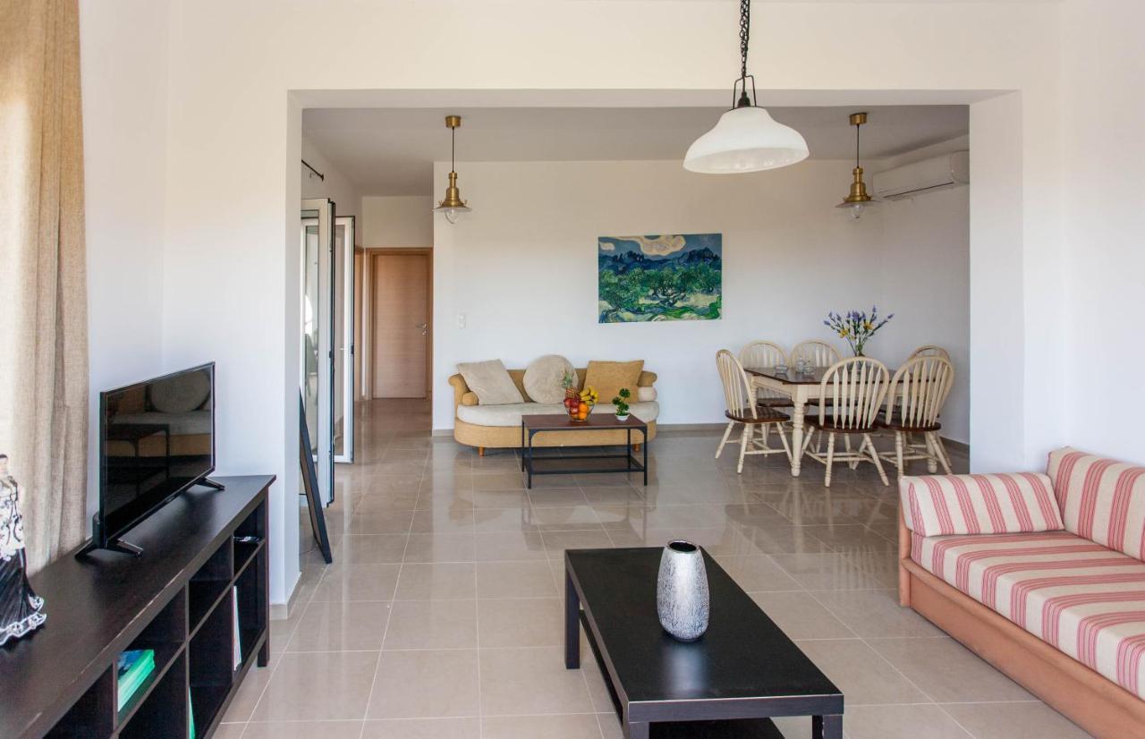 Hillside Seaview Apartment 斯塔罗斯 外观 照片